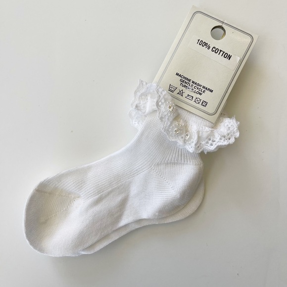 Carlino White Eyelet Ruffle Sock - Picture 5 of 6